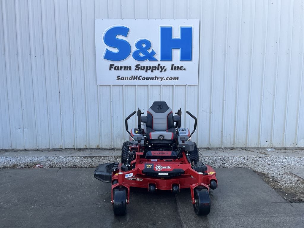 2025 Exmark Lazer Z Equipment Image0