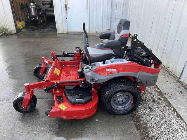 Image of Exmark Lazer Z equipment image 2