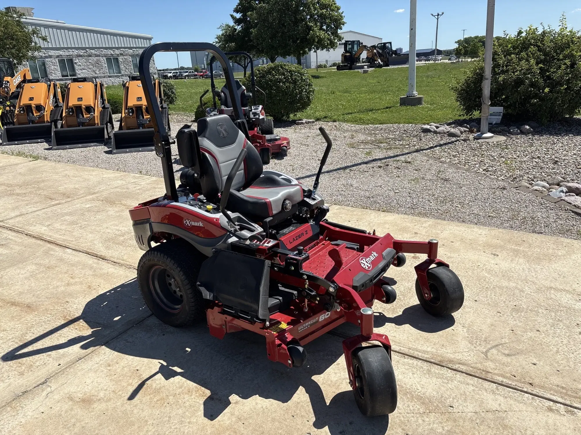 2025 Exmark Lazer XS Equipment Image0