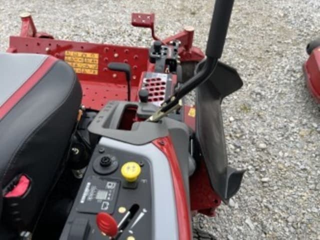 Image of Exmark Lazer Z equipment image 1