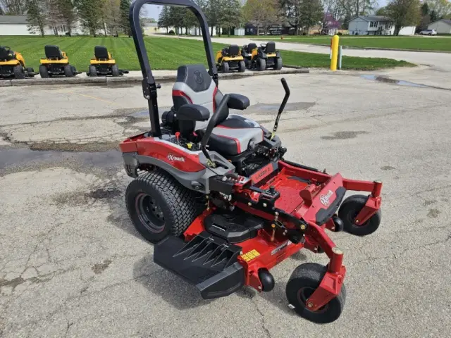 Image of Exmark LRX921GKA606Q1 equipment image 2