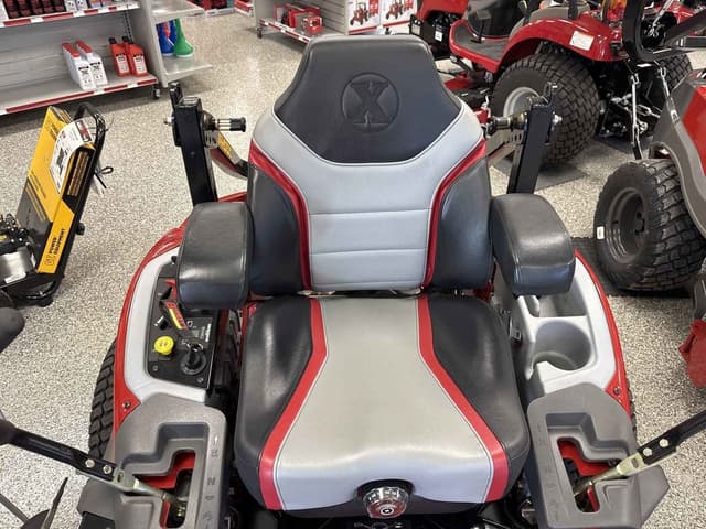 Image of Exmark Lazer Z X-Series equipment image 4