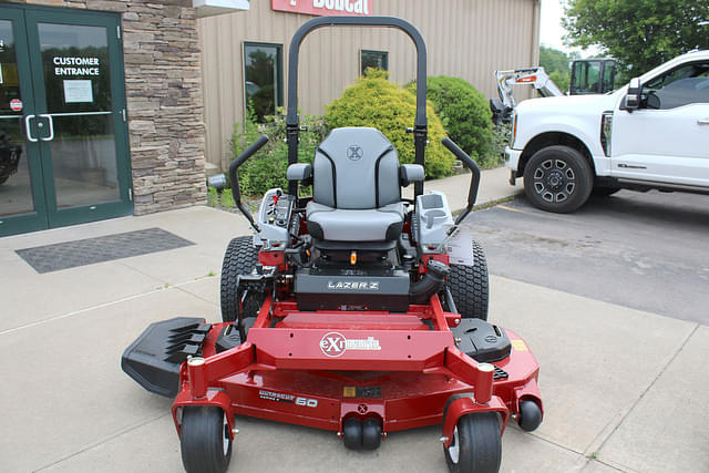 Image of Exmark Lazer Z equipment image 1