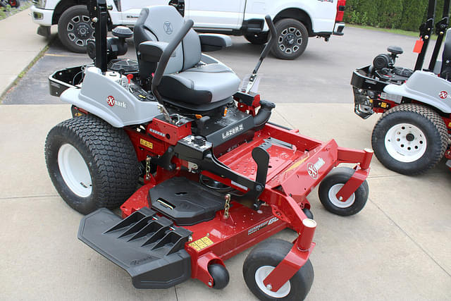 Image of Exmark Lazer Z equipment image 2
