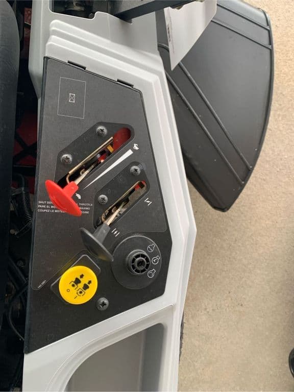 Image of Exmark Quest equipment image 4