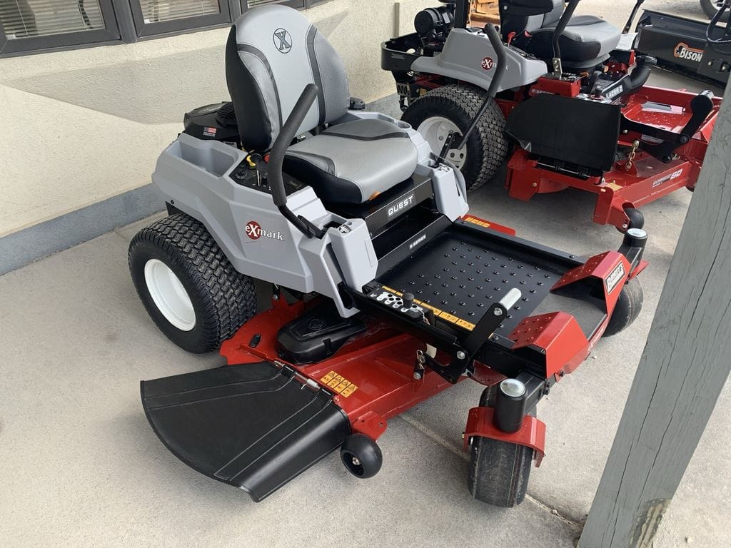 2025 Exmark QZS724GKC54200 Equipment Image0