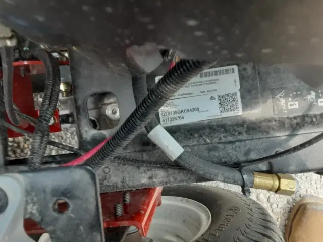 Image of Exmark QZS735GKC54200 equipment image 2