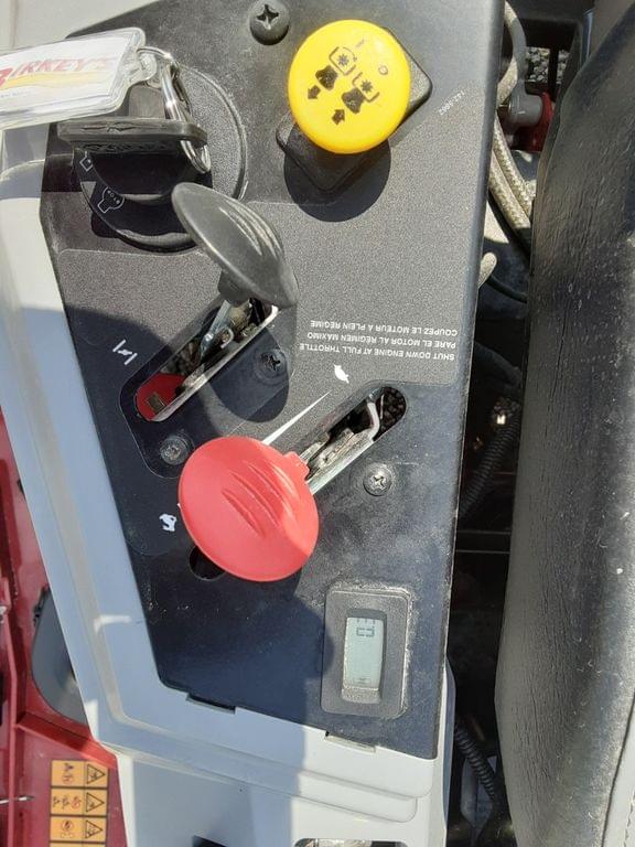 Image of Exmark Quest equipment image 4
