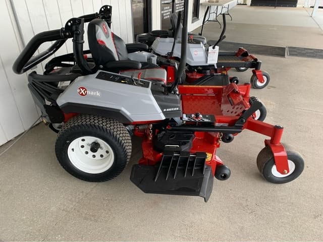 Image of Exmark Radius equipment image 3