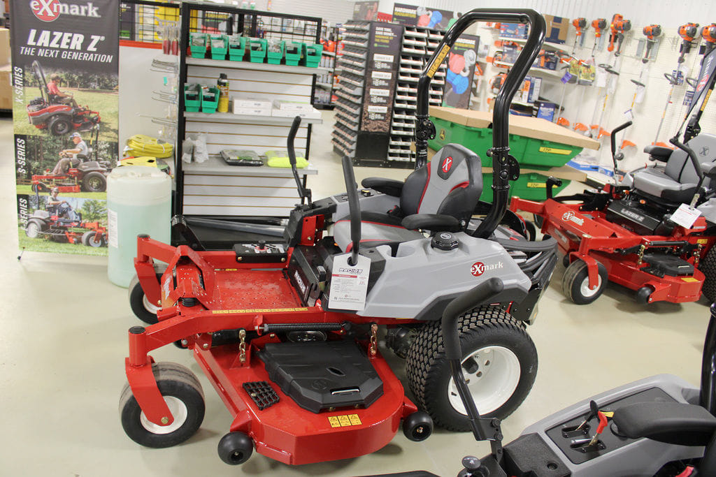 2025 Exmark Radius Equipment Image0