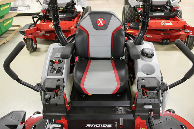 Image of Exmark Radius equipment image 1