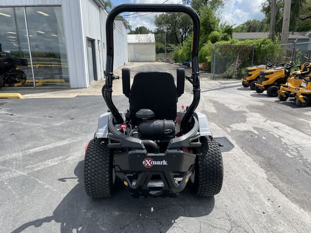 Image of Exmark Radius equipment image 3