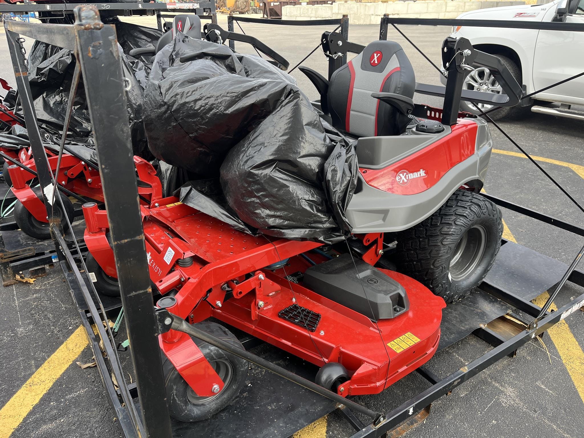 2025 Exmark RDE730GKA60200 Equipment Image0