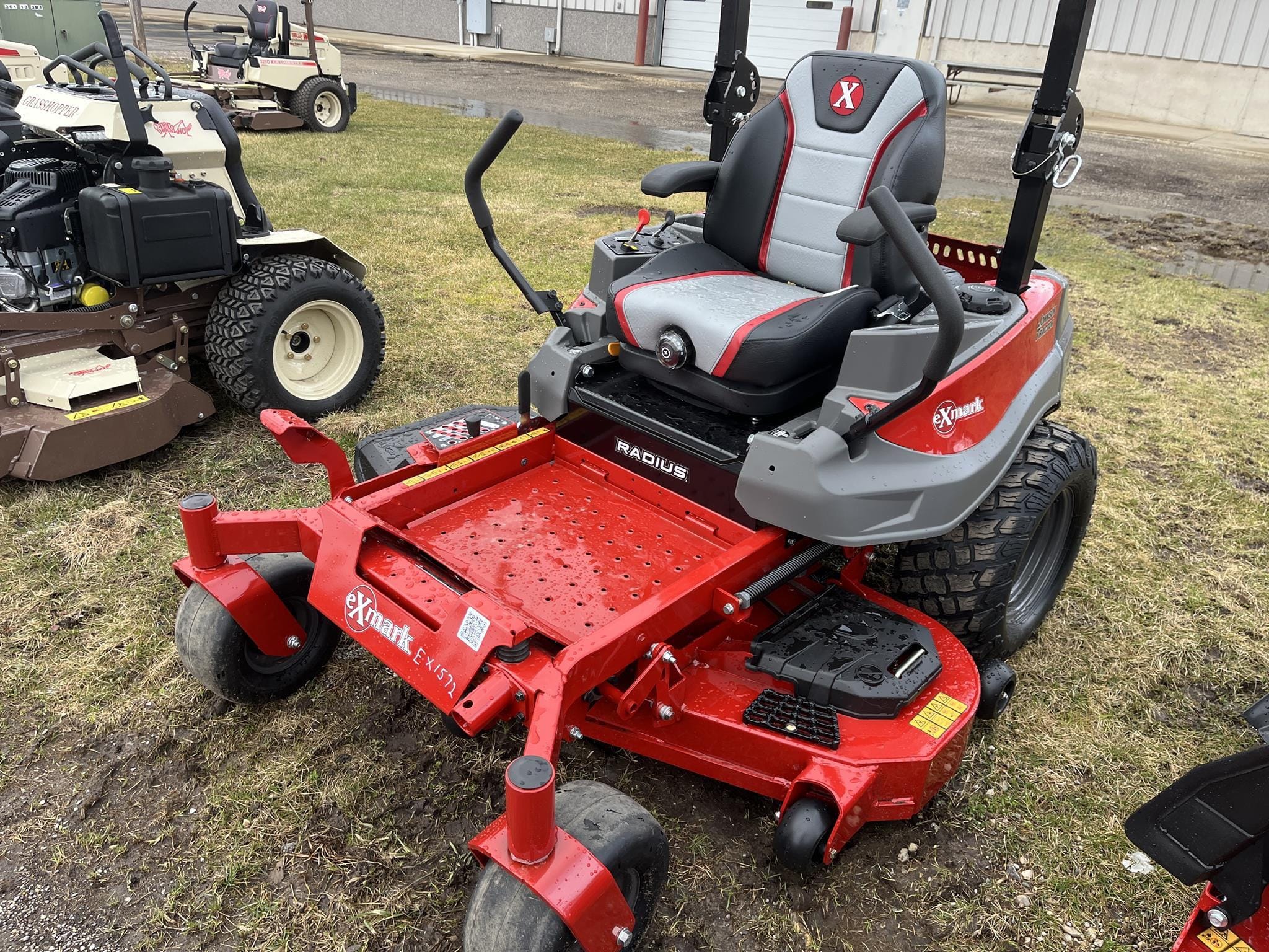 2025 Exmark RDS691GKA523A3 Equipment Image0