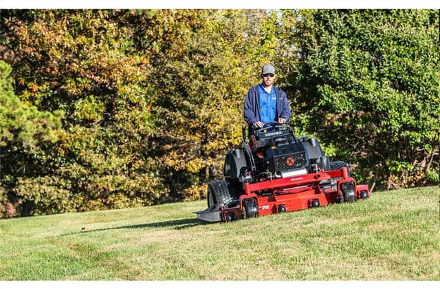 Image of Exmark VXX999EKA72600 equipment image 4