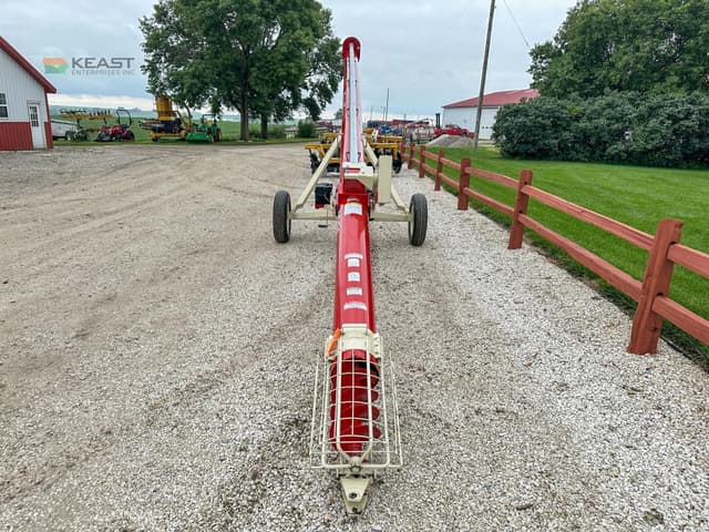 Image of Farm King 1031 equipment image 2