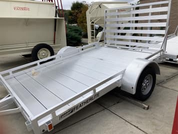 Main image Featherlite Undetermined