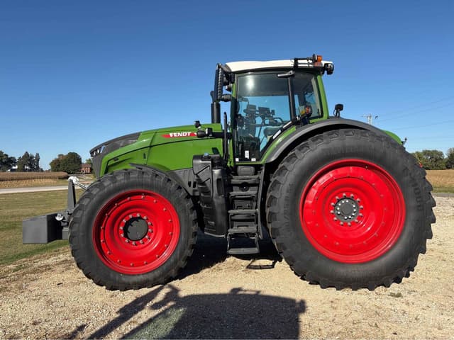 Image of Fendt 1050 Vario equipment image 1