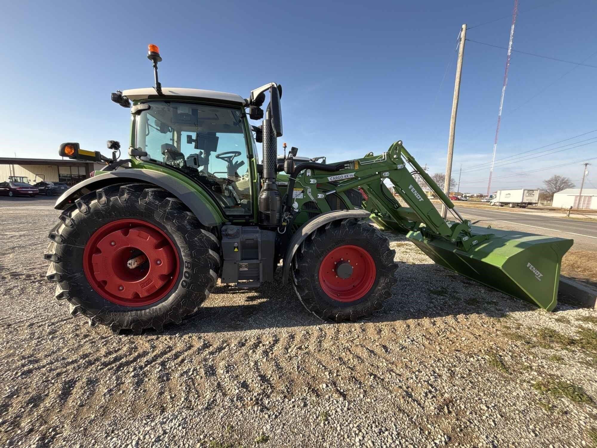 2025 Fendt 516 Vario Equipment Image0