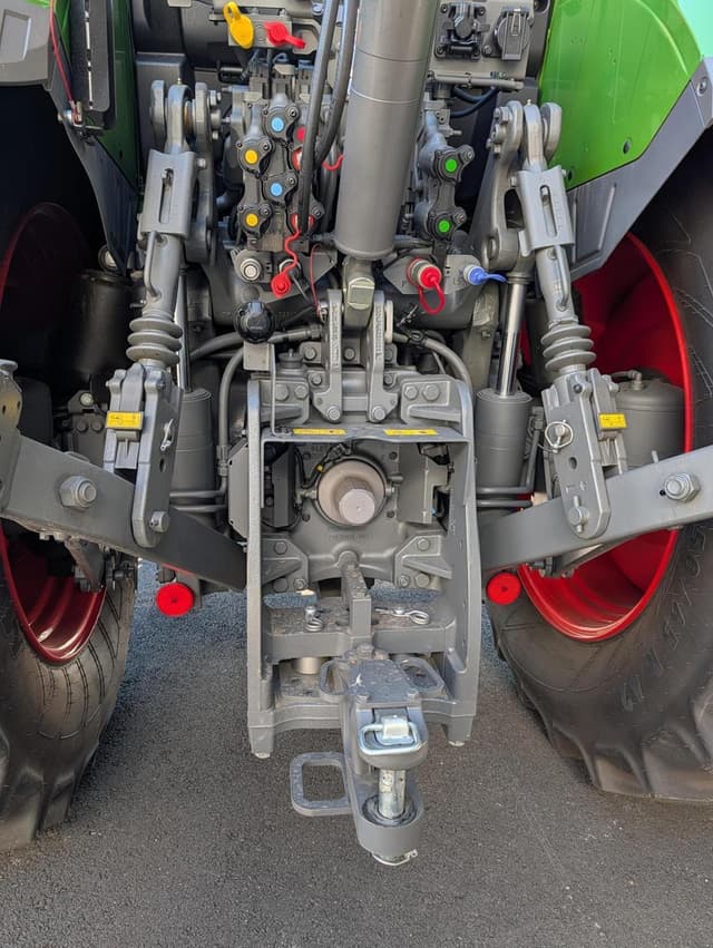 Image of Fendt 616 Vario equipment image 1