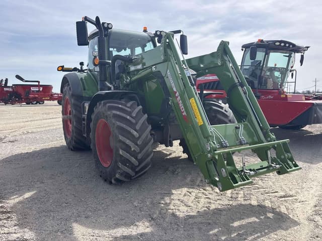 Image of Fendt 724 Vario equipment image 3