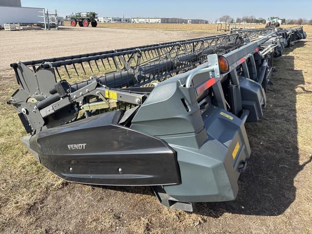 Image of Fendt 9335 equipment image 2