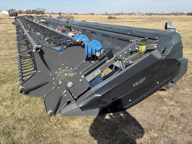 Image of Fendt 9335 equipment image 3