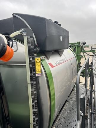 Image of Fendt RoGator 937H equipment image 4