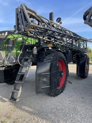 2025 Fendt RoGator 934 Equipment Image0