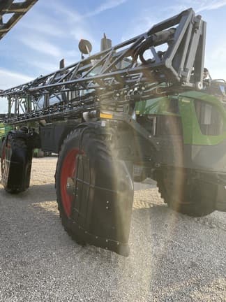 Image of Fendt RoGator 934 equipment image 4