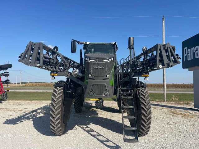 Image of Fendt RoGator 934 equipment image 2