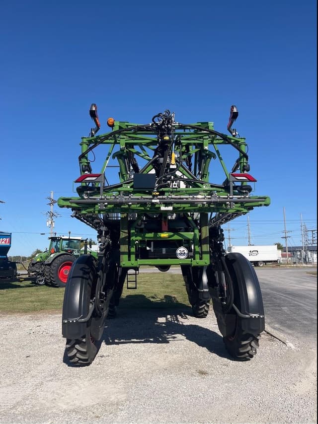 Image of Fendt RoGator 934H equipment image 2