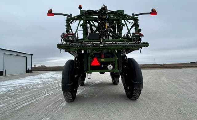 Image of Fendt RoGator 934H equipment image 4
