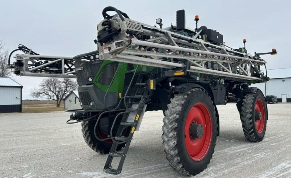 2025 Fendt RoGator 934H Equipment Image0