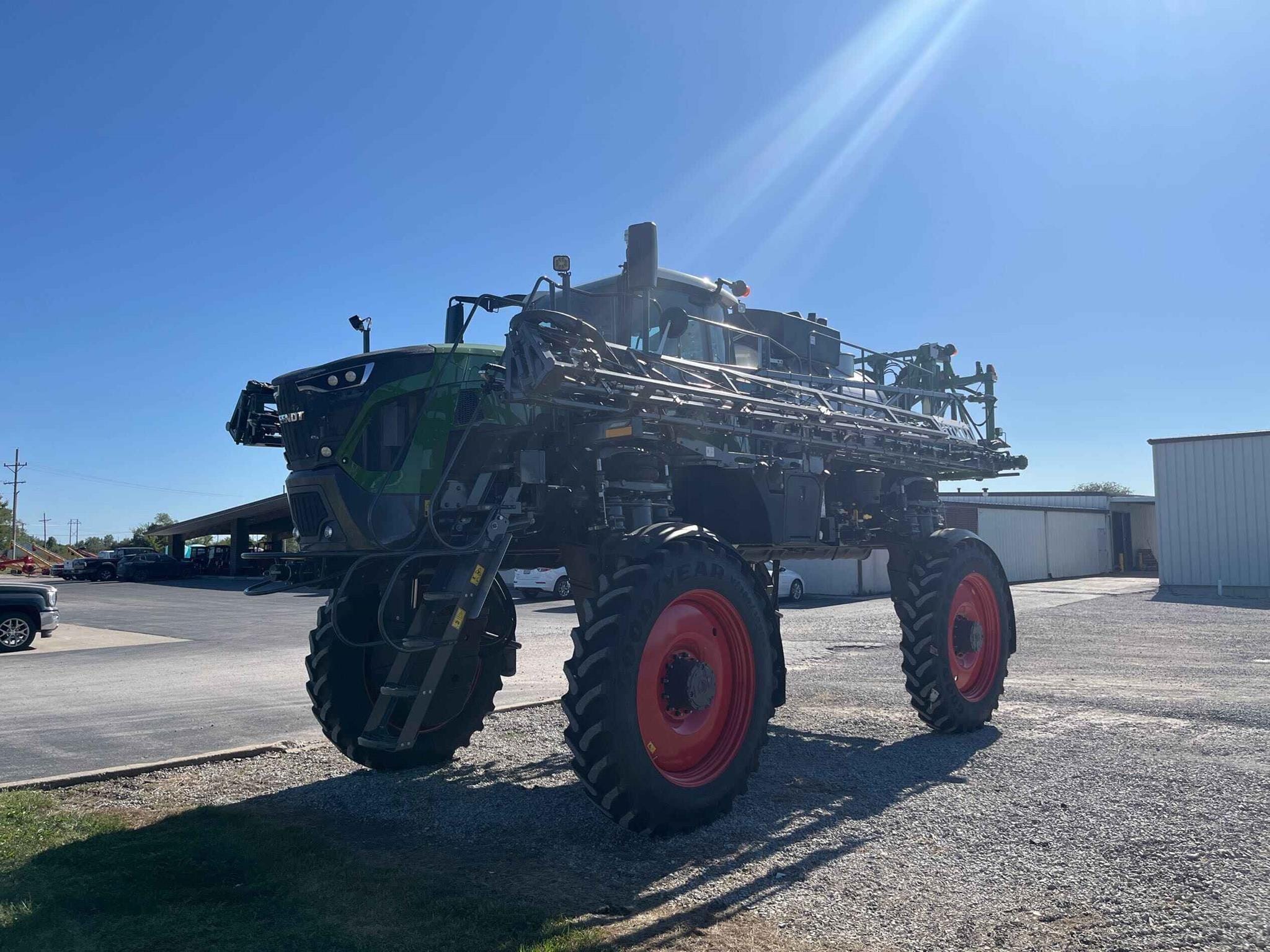 2025 Fendt RoGator 934H Equipment Image0