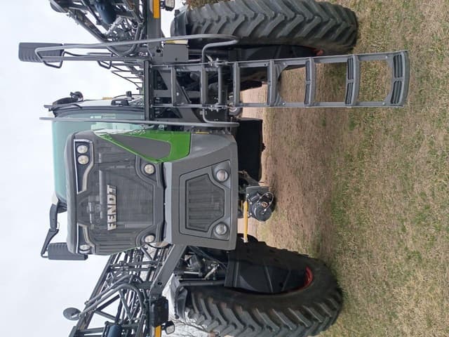 Image of Fendt RoGator 937 equipment image 4