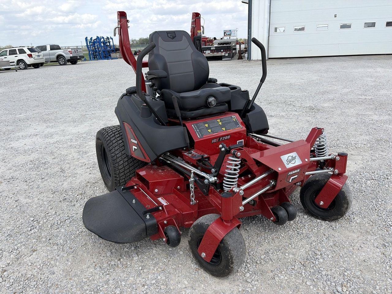 2025 Ferris ISX2200 Equipment Image0