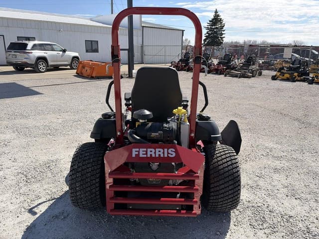 Image of Ferris ISX3300 equipment image 3