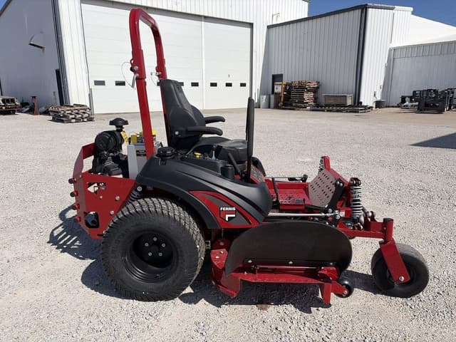 Image of Ferris ISX3300 equipment image 1