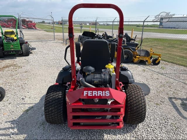 Image of Ferris ISX3300 equipment image 3