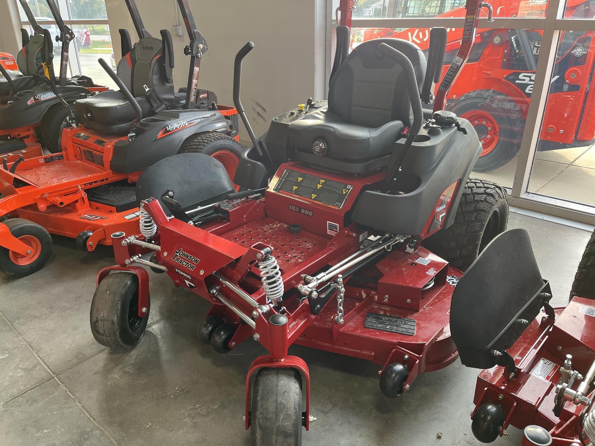 2025 Ferris ISX800 Equipment Image0