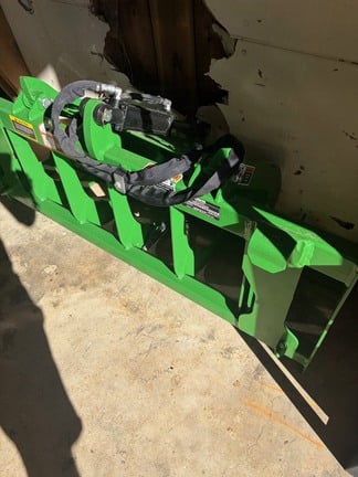 2025 Frontier AV20F Equipment Image0