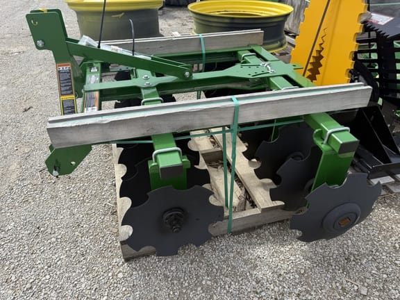 2025 Frontier TM1062L Equipment Image0