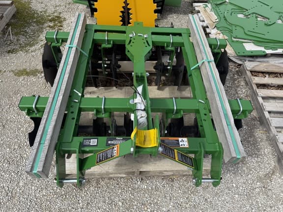 Image of Frontier TM1062L equipment image 2