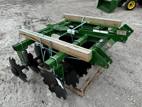 2025 Frontier TM1173 Equipment Image0