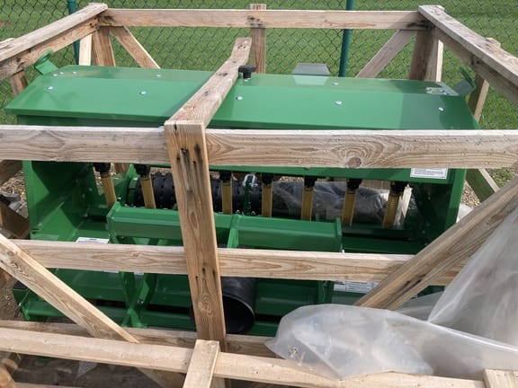 2025 Frontier TR2058 Equipment Image0