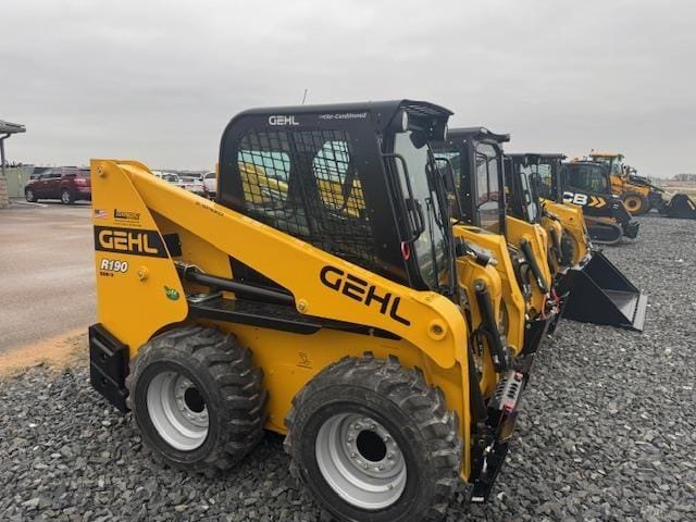 2025 Gehl R190 Equipment Image0