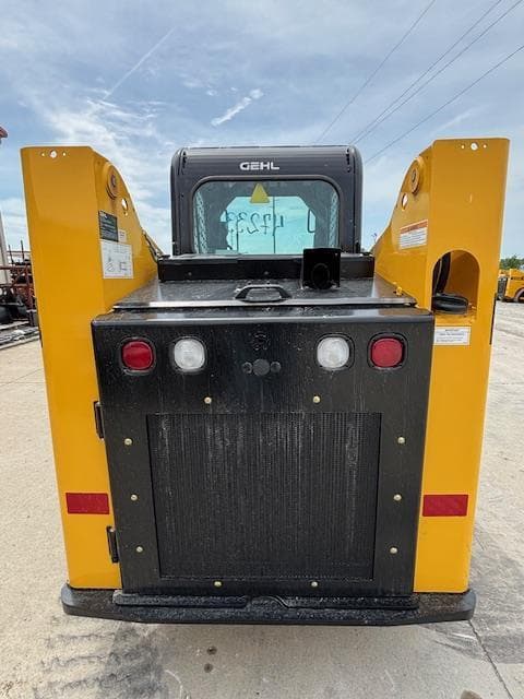 Image of Gehl RT165 equipment image 1