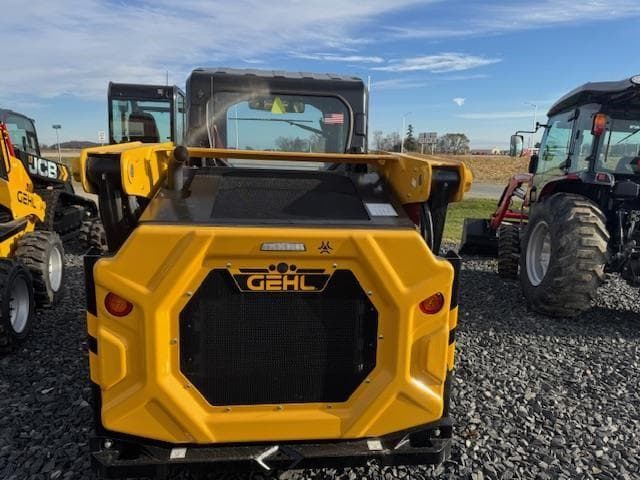 Image of Gehl V210 equipment image 4