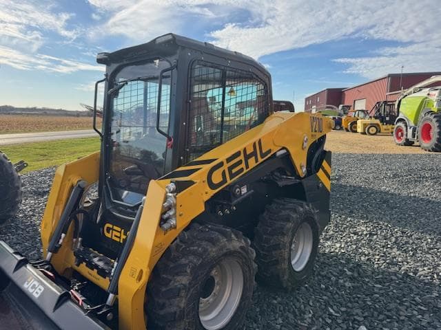 Image of Gehl V210 equipment image 1